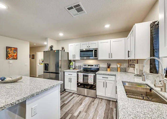Golf, Game, Hike, Fish & Relax: Gem * Mohave Valley