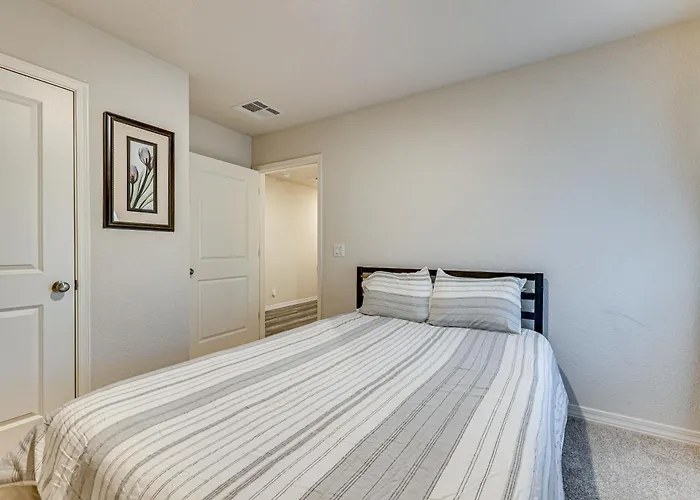Golf, Game, Hike, Fish & Relax: Gem * Mohave Valley